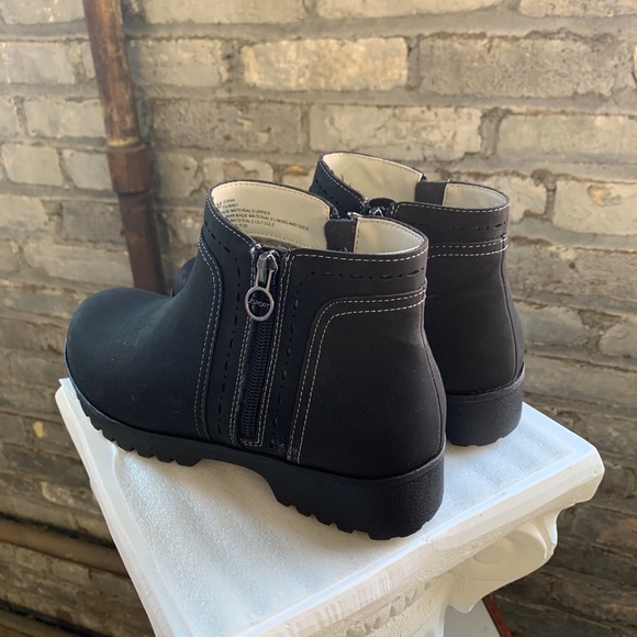 NWT JSPORT JBU Jenna Double Zip Bootie Black - Picture 6 of 8